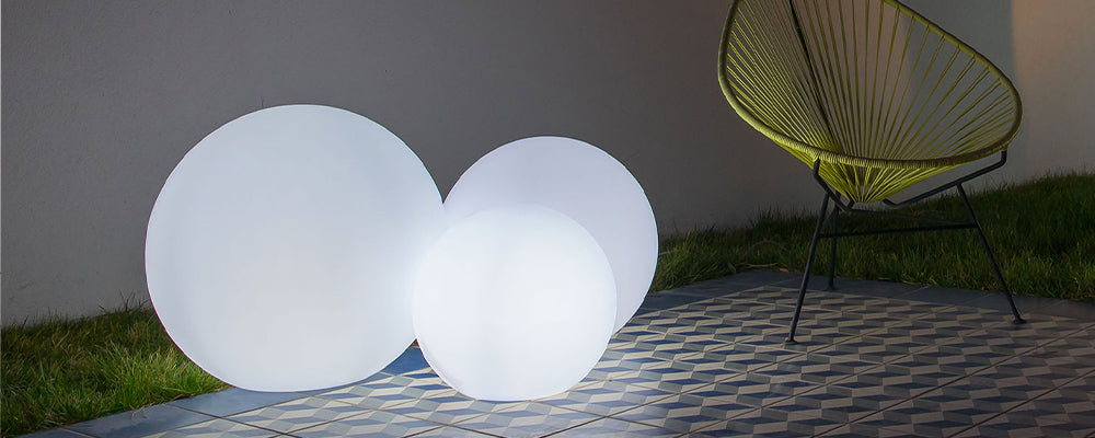 Décoration lumineuse filaire