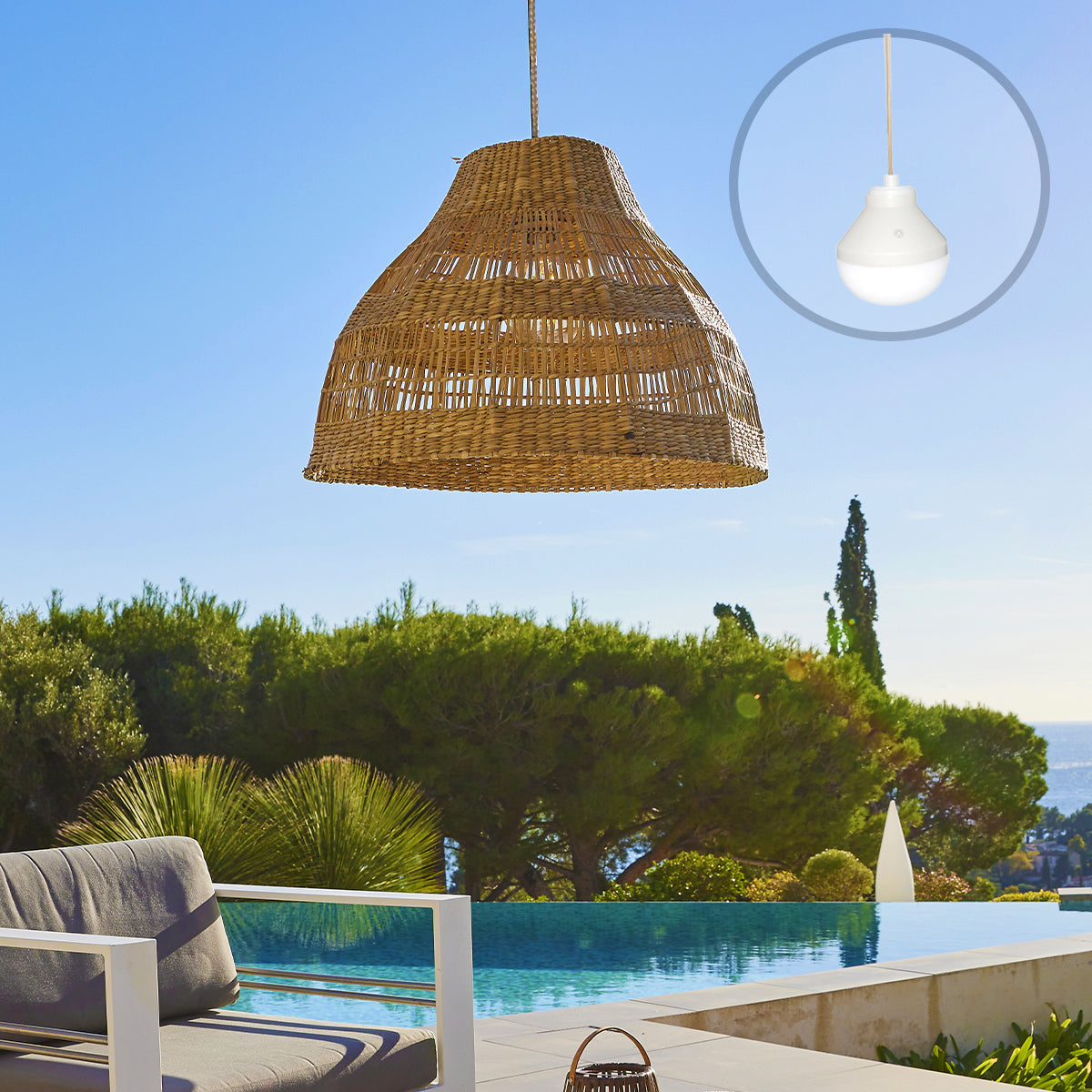 Suspension MERIDA NOMAD en herbe marine style bohème avec ampoule LED nomade