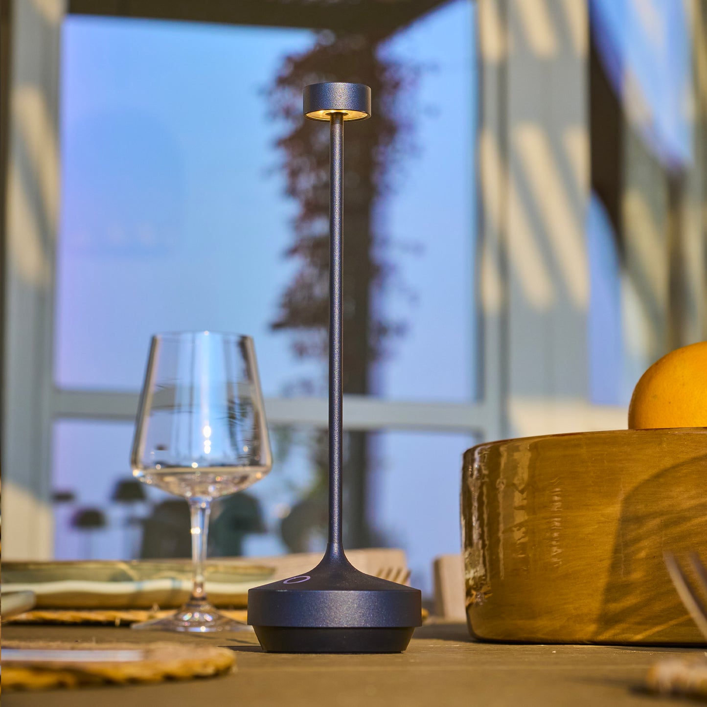 Kabellose warmweiße LED-Tischlampe ABBY BLACK H30cm