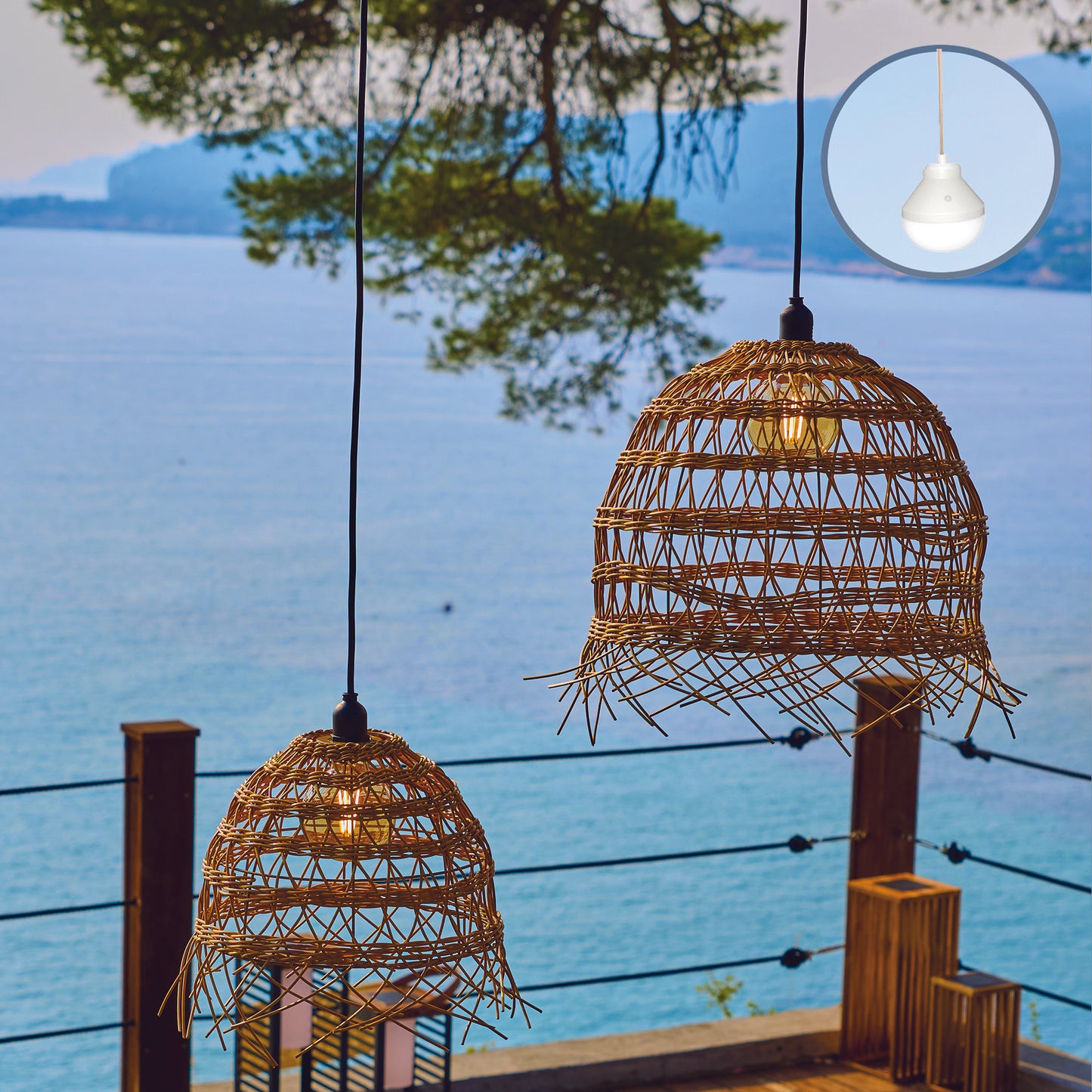 Lot de 2 suspensions 2X HAWAII LONG NOMAD en poly rotin style bohème avec ampoule LED blanc/RGB nomade