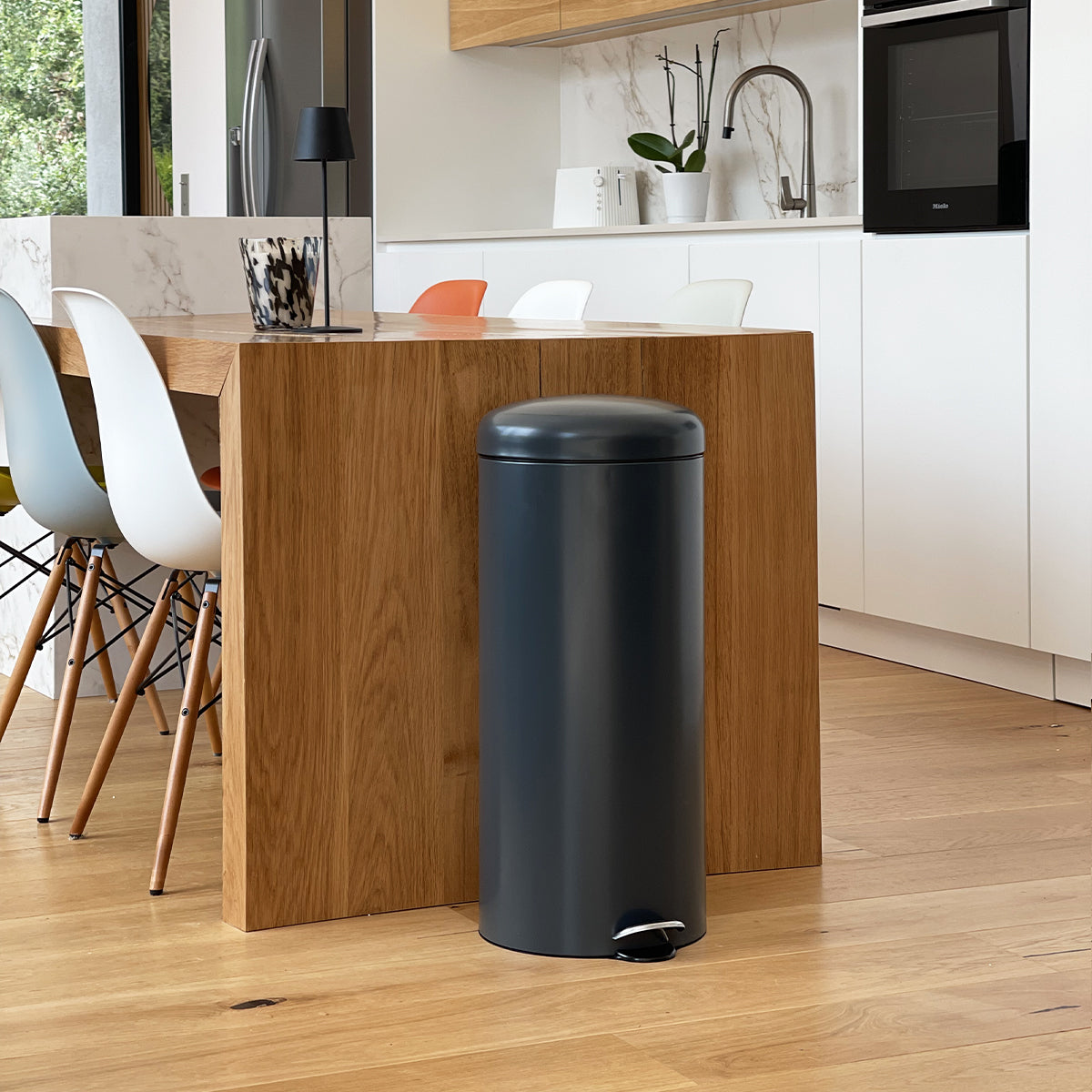 Basic chic cylindrical kitchen pedal bin 30L URBAN Matte gray in stainless steel with bucket