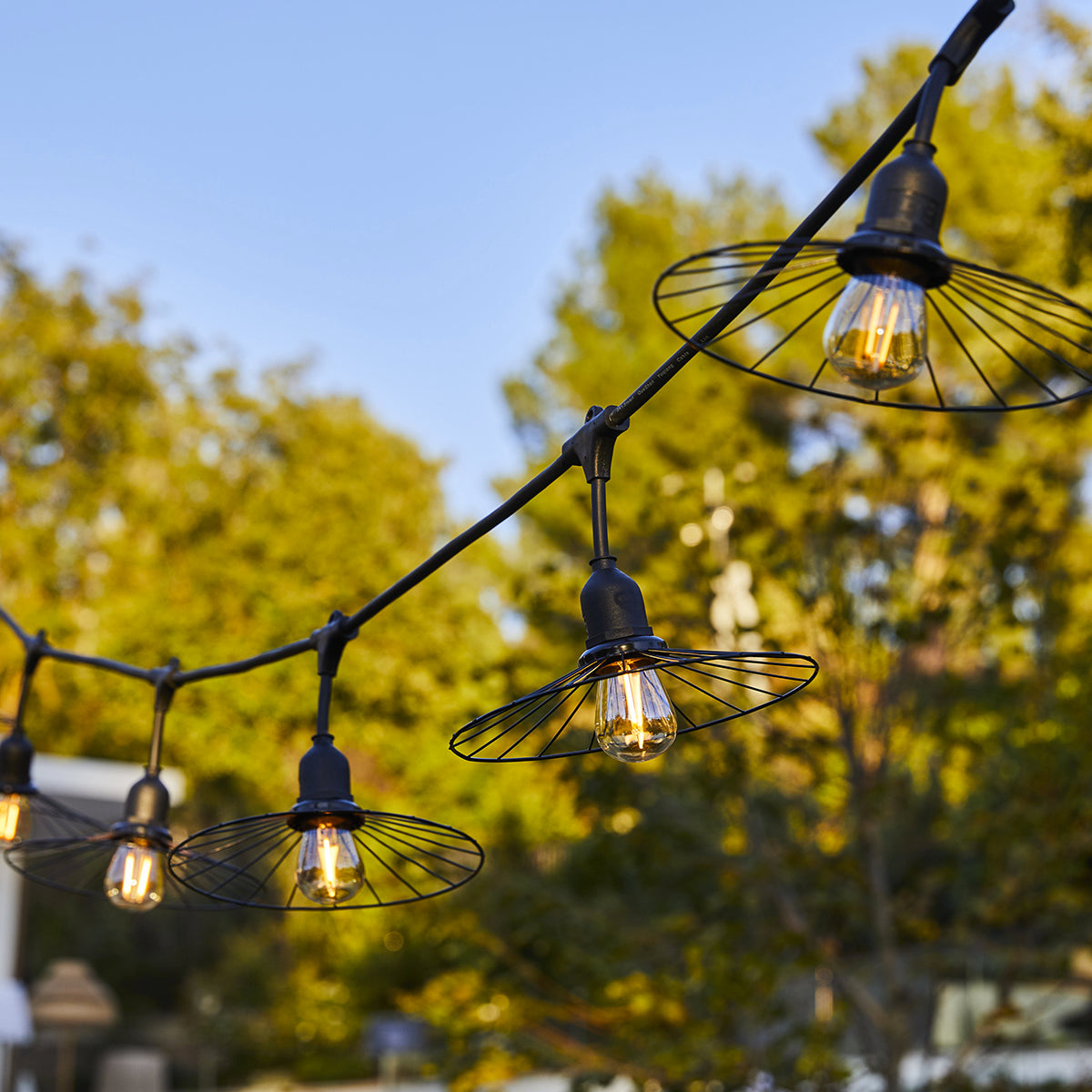 Outdoor light garland with cage-effect steel shade 10 warm white LED E27 filament bulbs CHIC CAGE LIGHT 6m