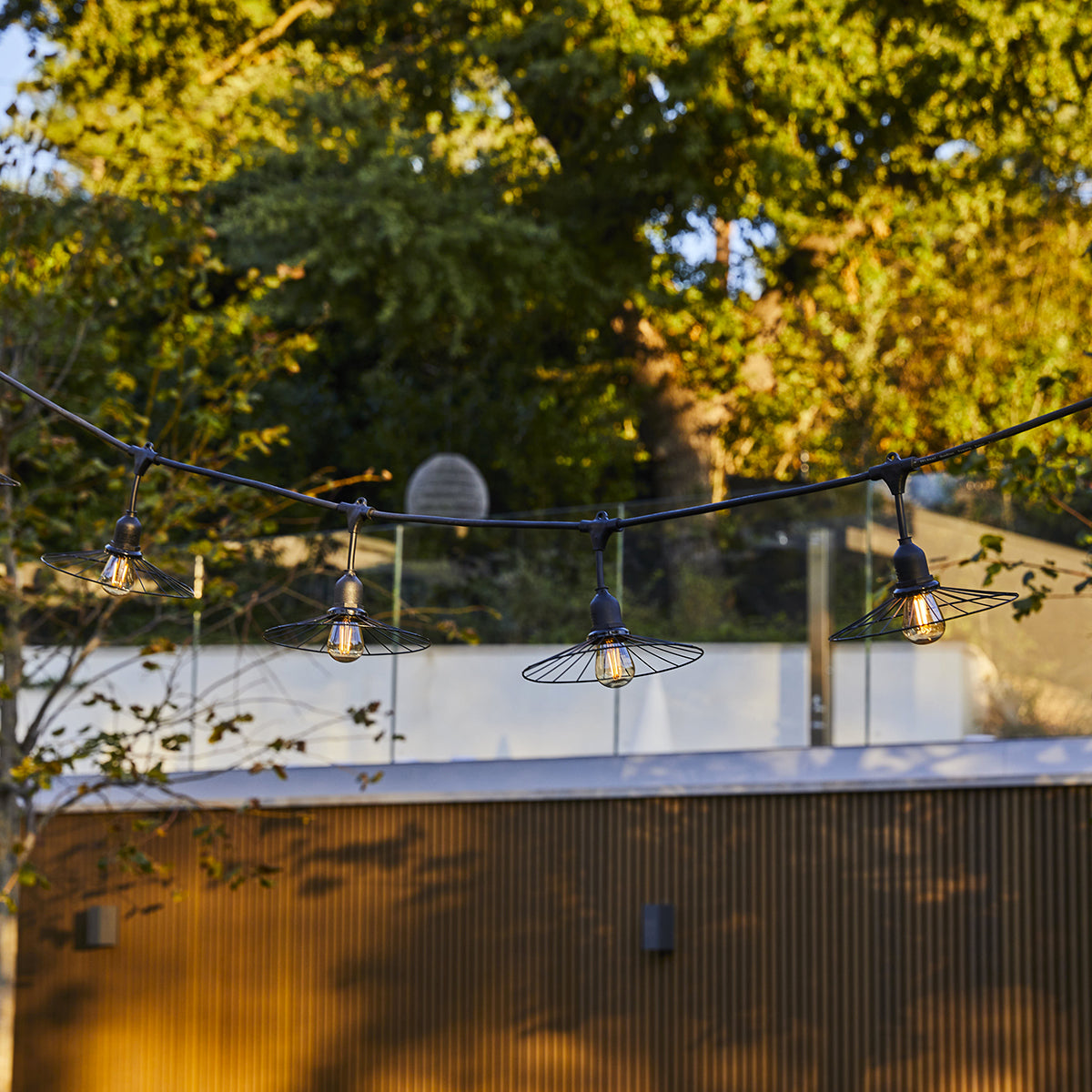 Guirlande lumineuse extérieur avec abat-jour en acier effet cage 10 am –