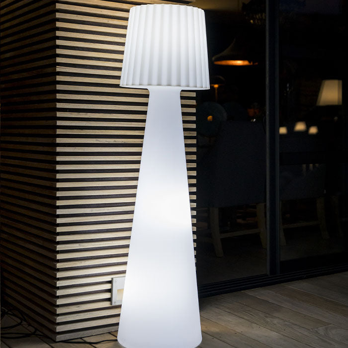 Lampadaire lumineux design filaire abat-jour ondulé pour extérieur LED blanc LADY H150cm culot E27