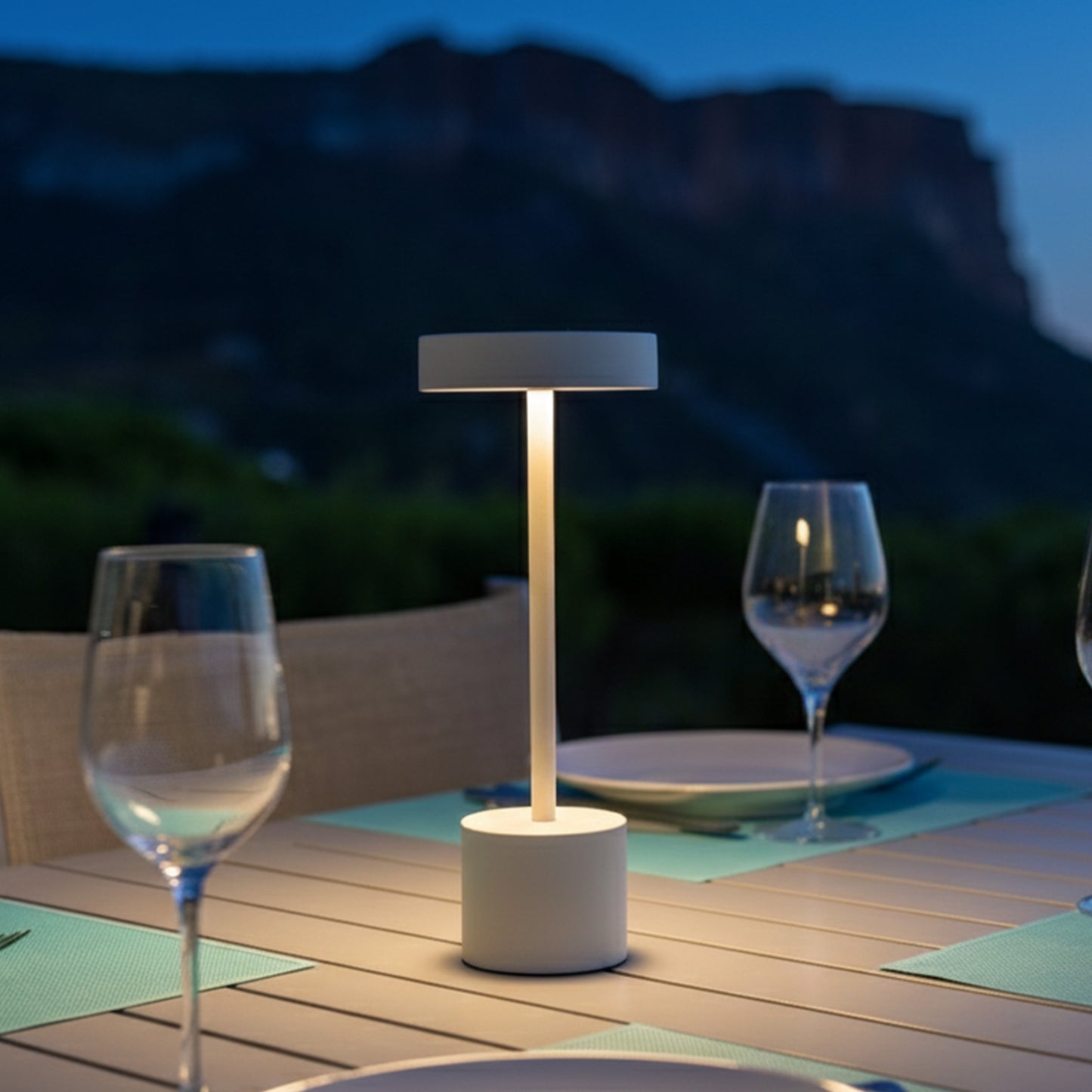 Lampe de table sans fil touch en aluminium blanc mat LED ROBY WHITE H30cm