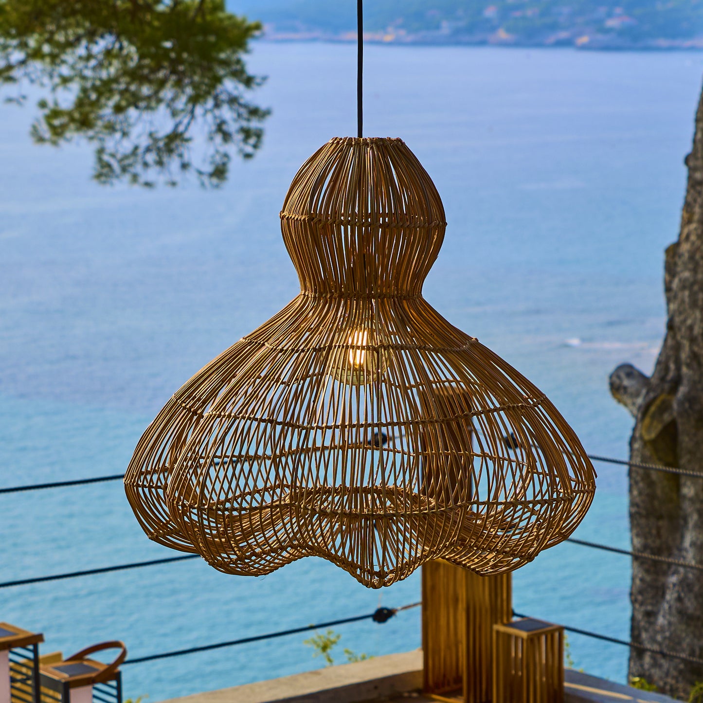 Abat jour naturel RONDA en rotin style bohème H53cm pour monture électrique E27