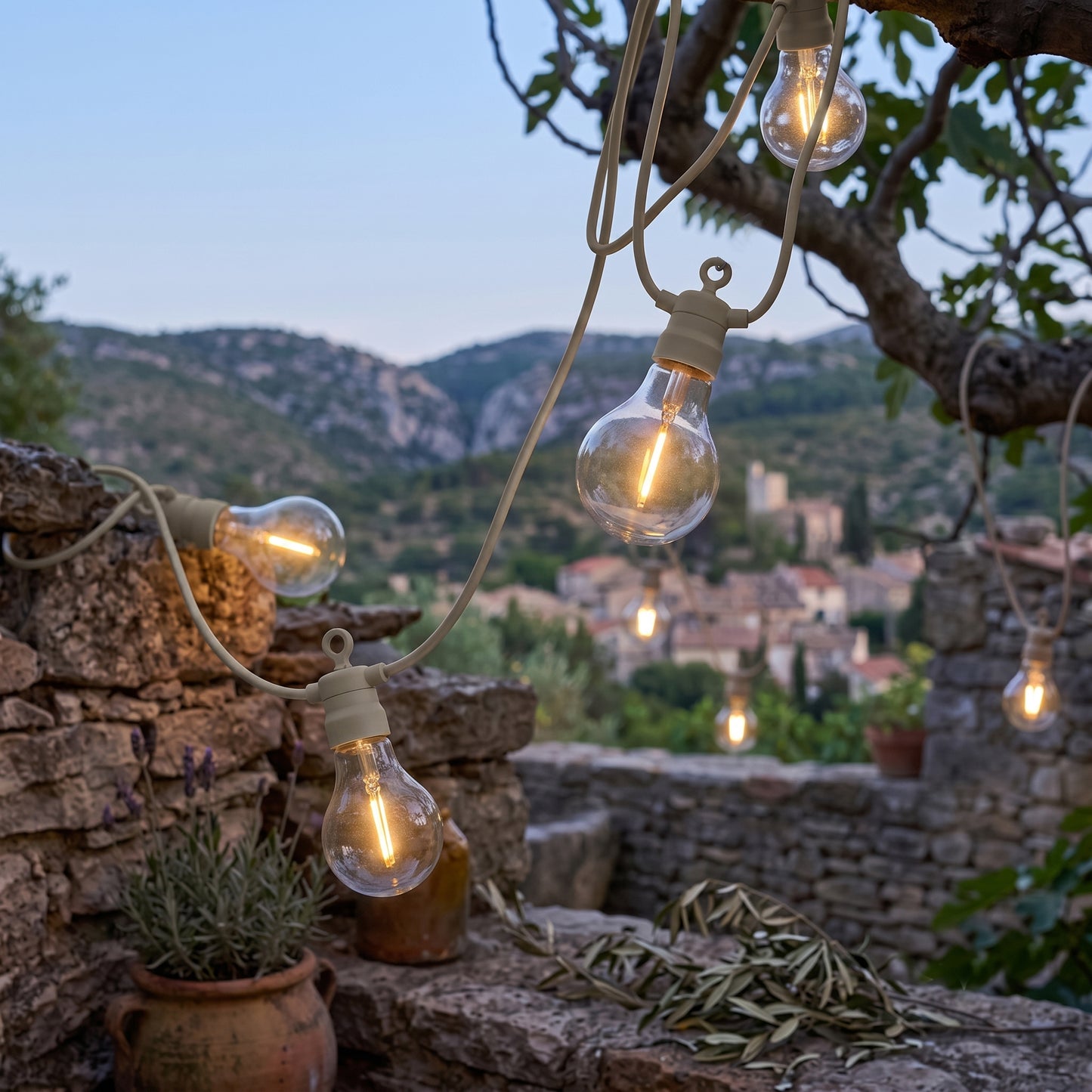 Guirlande lumineuse extérieur taupe 10 globes transparents raccordable LED blanc chaud PARTY MAX CLEAR TAUPE 8m