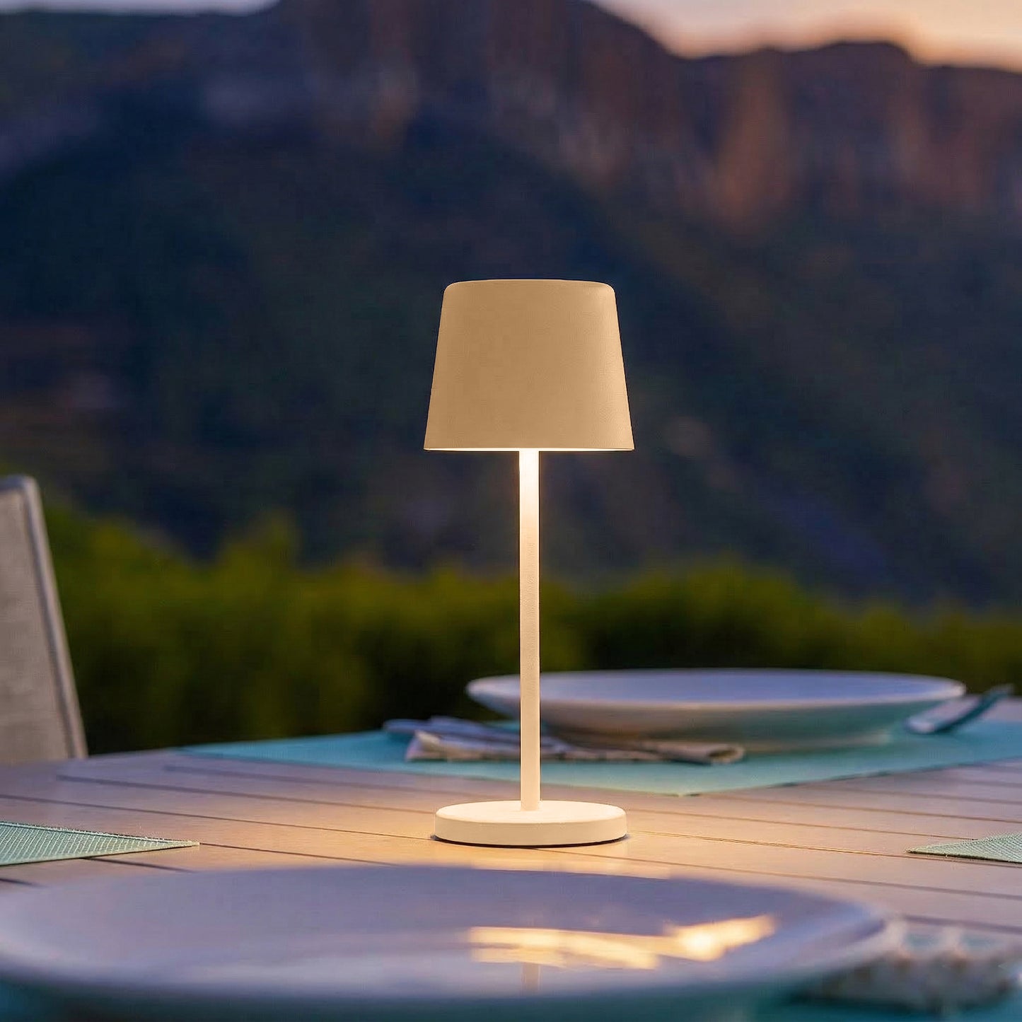 Mini lampe de table touch sans fil en aluminium beige LED KELLY MINI SAND blanc dimmable H22cm