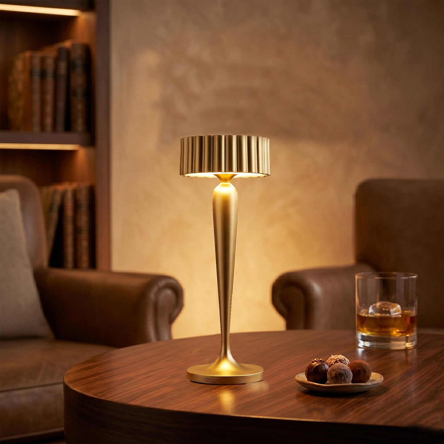 Lampe de table sans fil en aluminium doré LED TWIGGY GOLD H26 cm