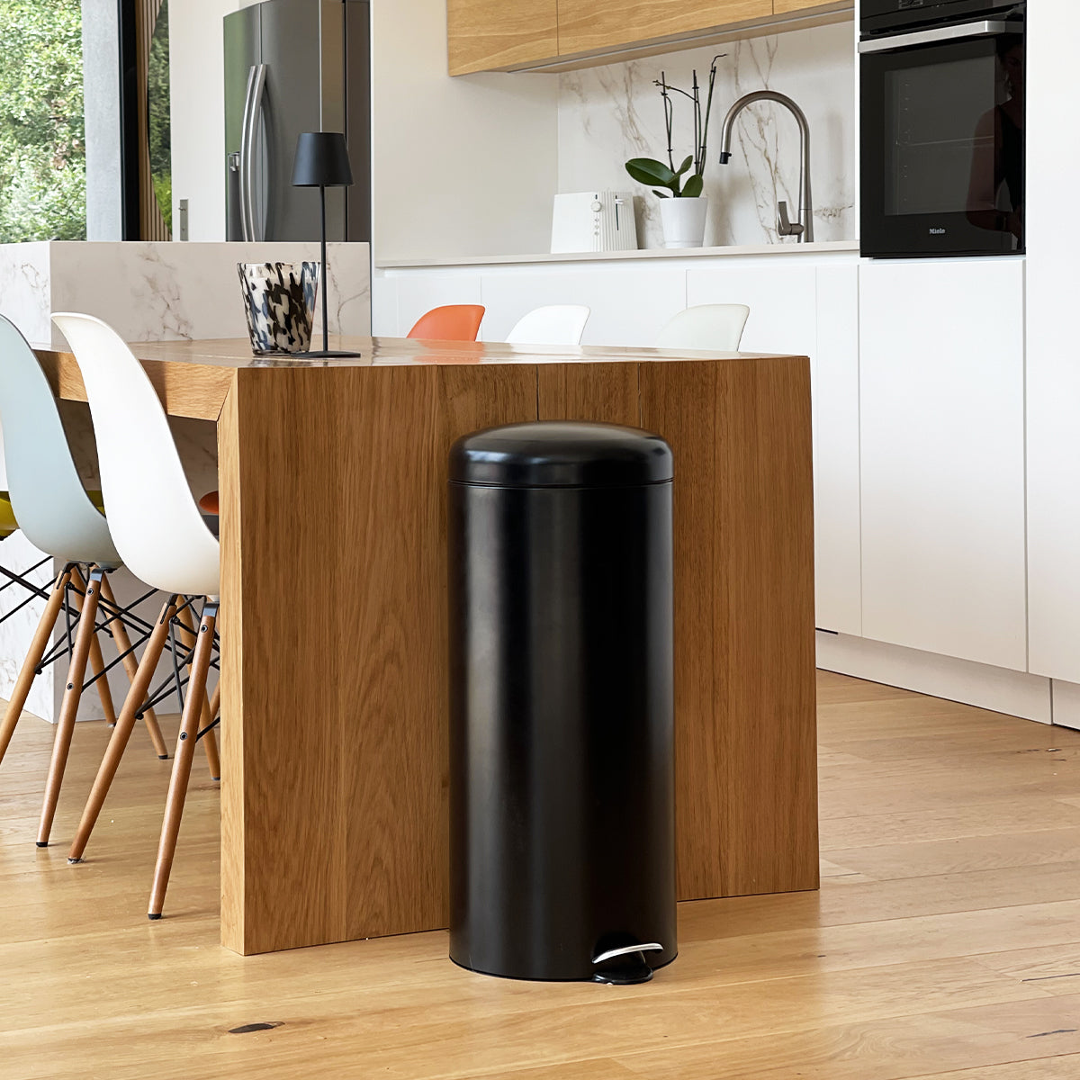 Poubelle à pédale 30L URBAN noir mat – Kitchen Move –