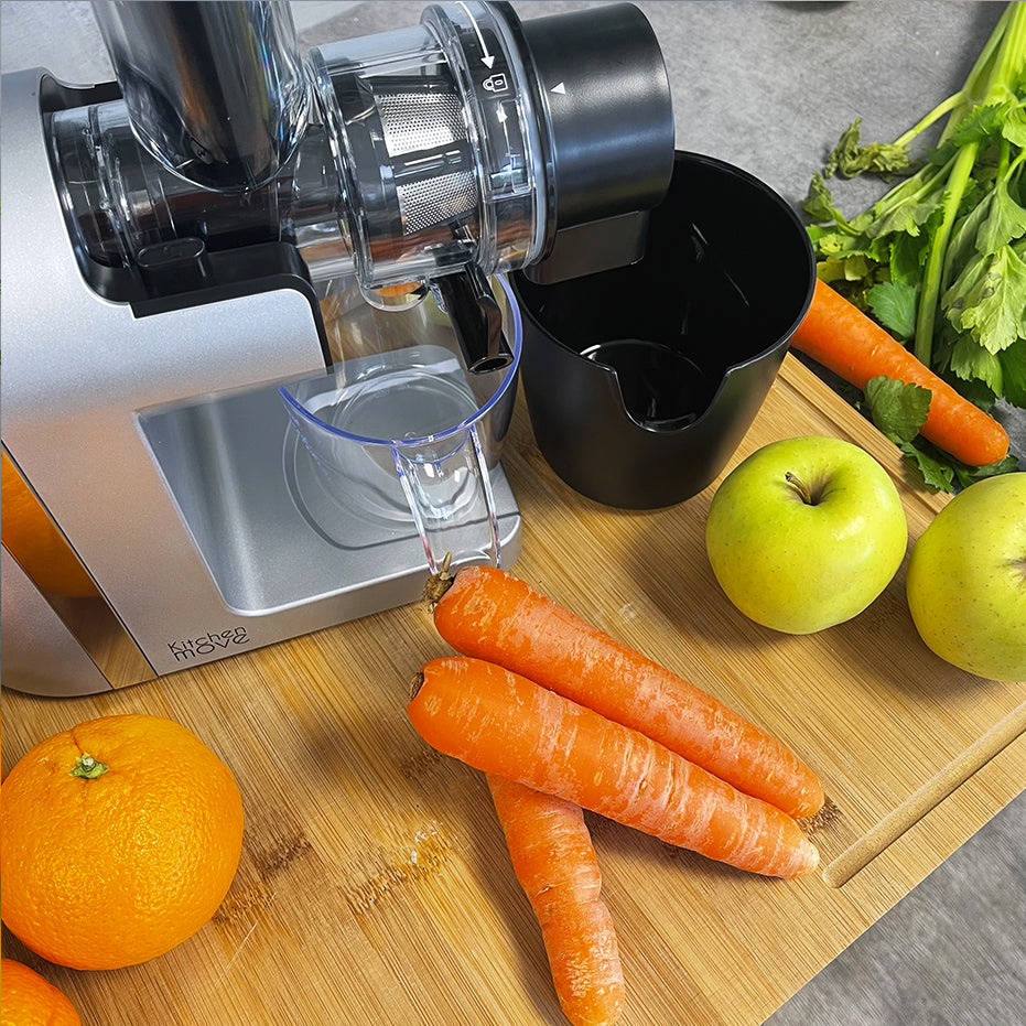 Extracteur de jus de fruits et légumes 2 vitesses Slow juicer 500W Machine  à jus 60 tours/min Large bouche 81 mm : : Cuisine et Maison