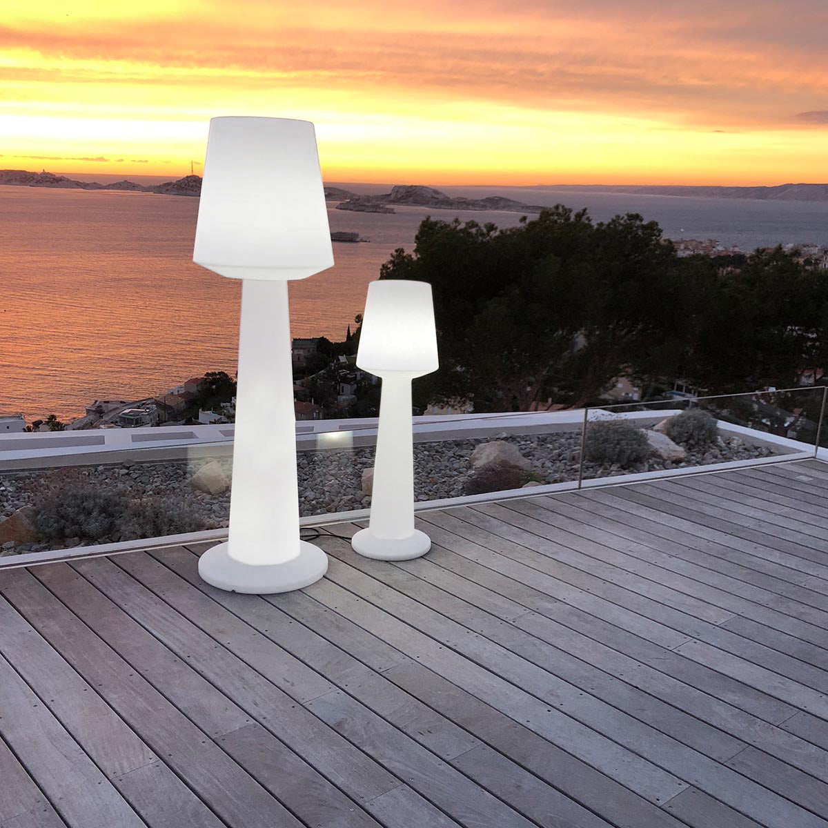 Lampadaire design lumineux filaire pour extérieur éclairage puissant LED blanc AUSTRAL H170cm culot E27