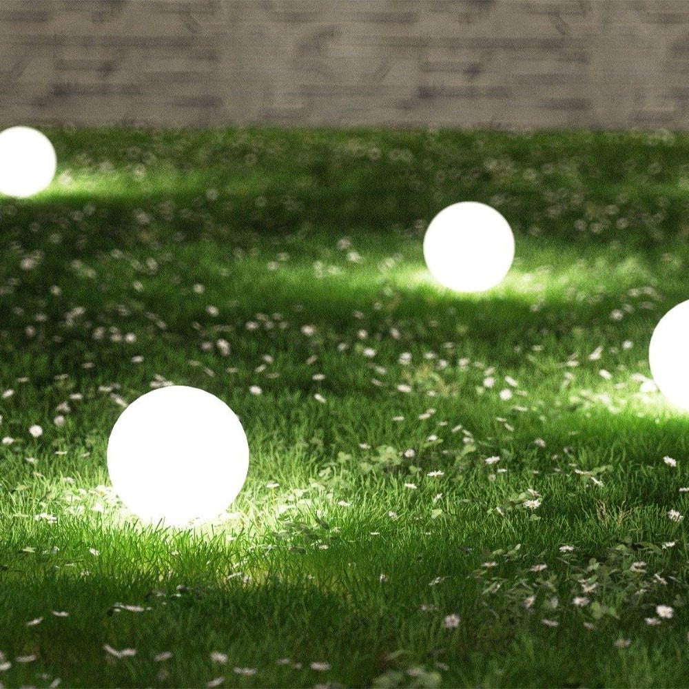 Lot de 2 boules solaires lumineuses à piquer balisage d'allée LED blanc MOONY ∅30 cm