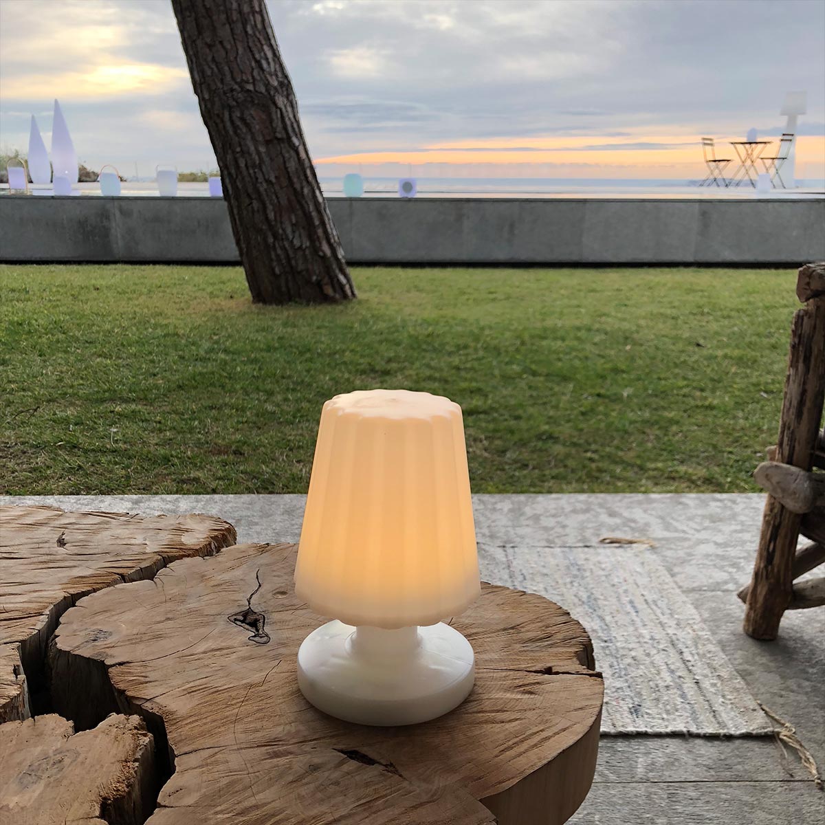 Lampe de Table sur pile LED blanc chaud H22cm - Lampe D'extérieur